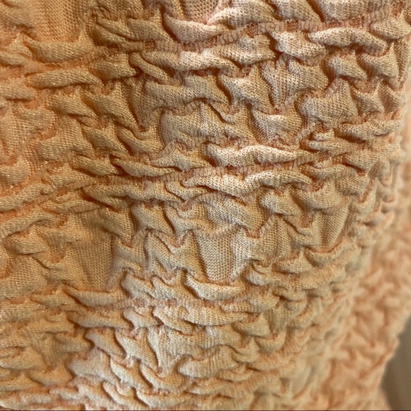 Forever 21 Peplum Textured Zip Back Top - Sz M - Picture 3 of 8